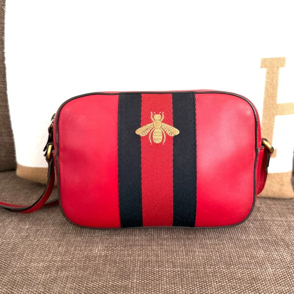 Authentic Gucci Webby Bee Shoulder Bag crossbody red leather small